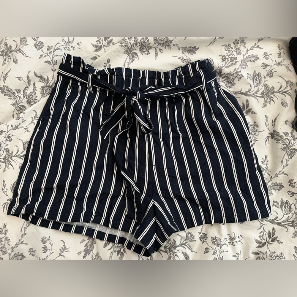 Garage Paper bag Shorts with Tie
